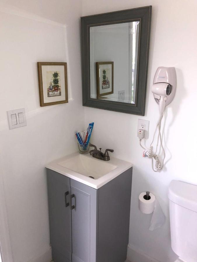 Cozy Aqua Private Suite With Parking 마이애미 외부 사진